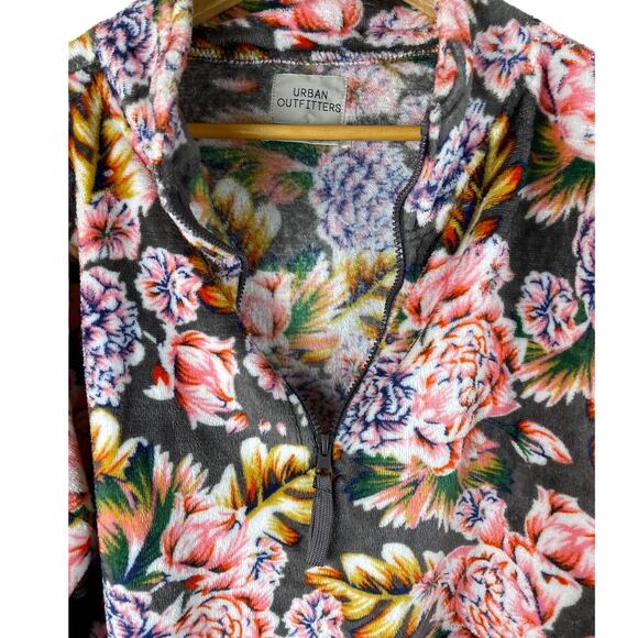 Urban‎ Outfitters Angela Cozy Floral Fleece Quarter Zip Pullover Size Medium - Picture 7 of 12